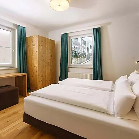 Hubertus Wellness & Breakfast 4* Untertauern