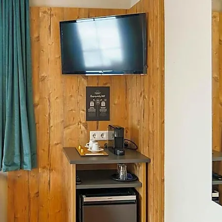 Hotel Hubertus Wellness & Breakfast 4*