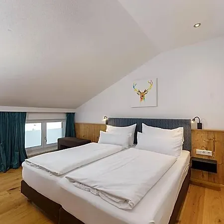 Hotel Hubertus Wellness & Breakfast 4*